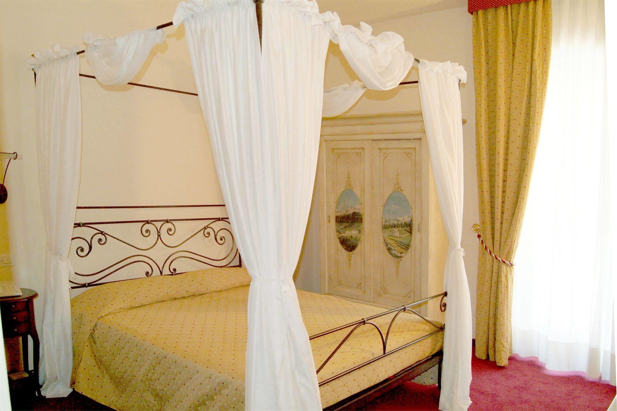 Albergo Olivo Belluno Veronese Εξωτερικό φωτογραφία